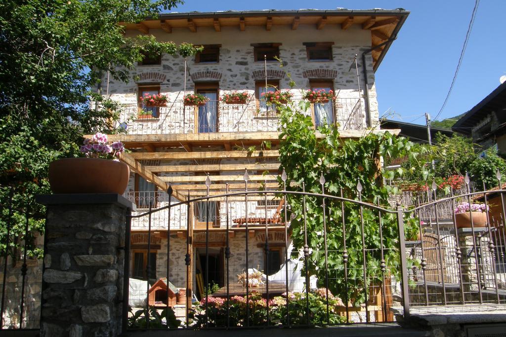 Monte Emilius Alloggio Ad Uso Turistico Vda Saint Christophe N 0002 Exterior foto